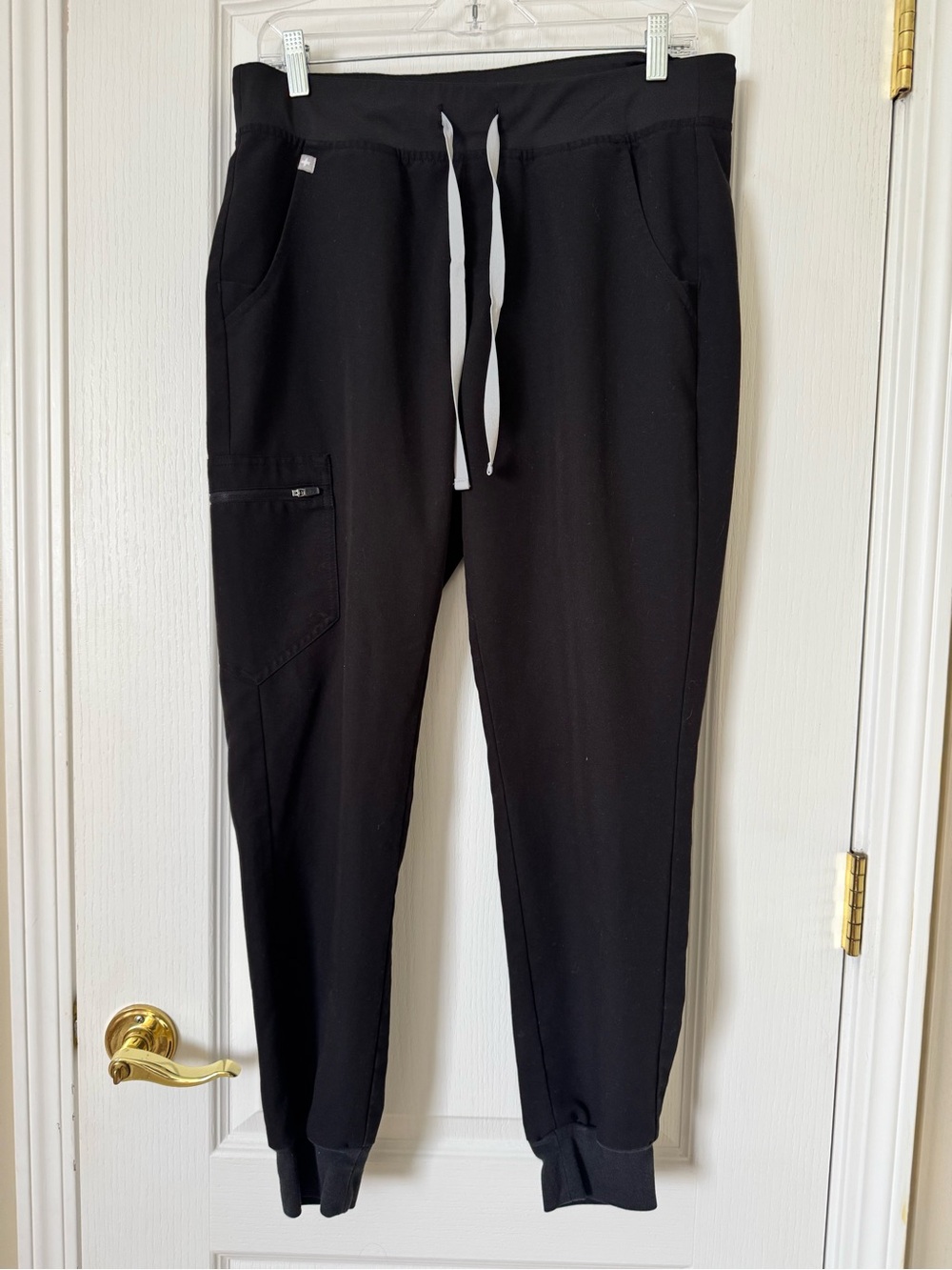 FIGS Technical Collection Jogger Scrub Pants Black Size Medium
